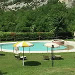 In Marche With Pool Access Дом отдыха