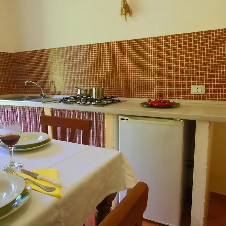 In Marche With Pool Access