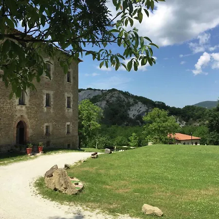 Vakantiehuis In Marche With Pool Access