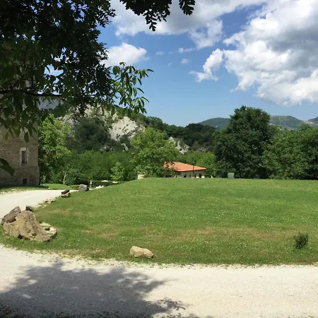 Дом отдыха In Marche With Pool Access *